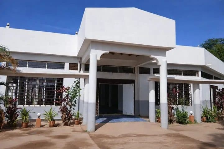 Domaine Événementiel 4 500 m² à Louer – Ambohimanambola